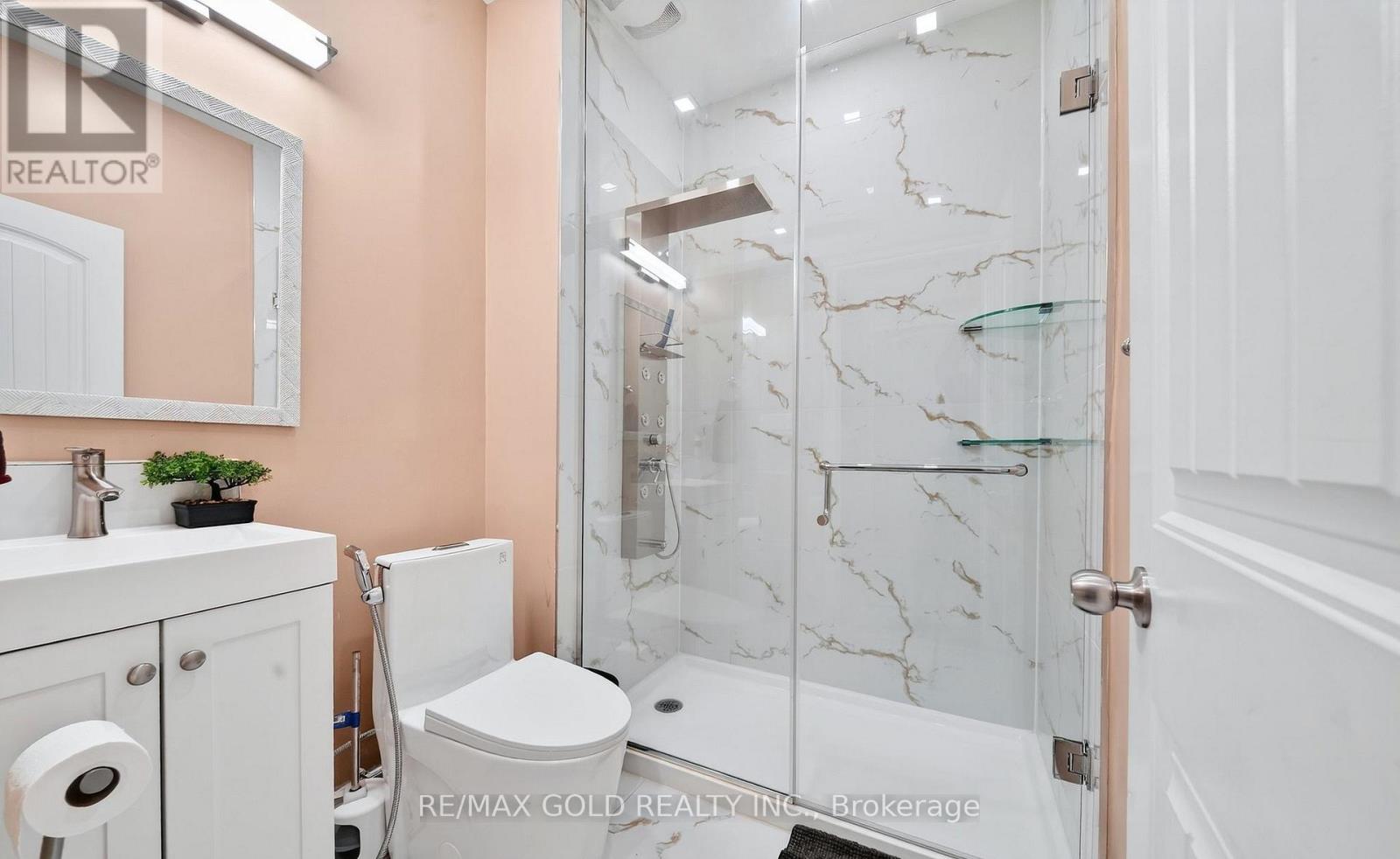 161 SHEPHARD AVENUE - 14