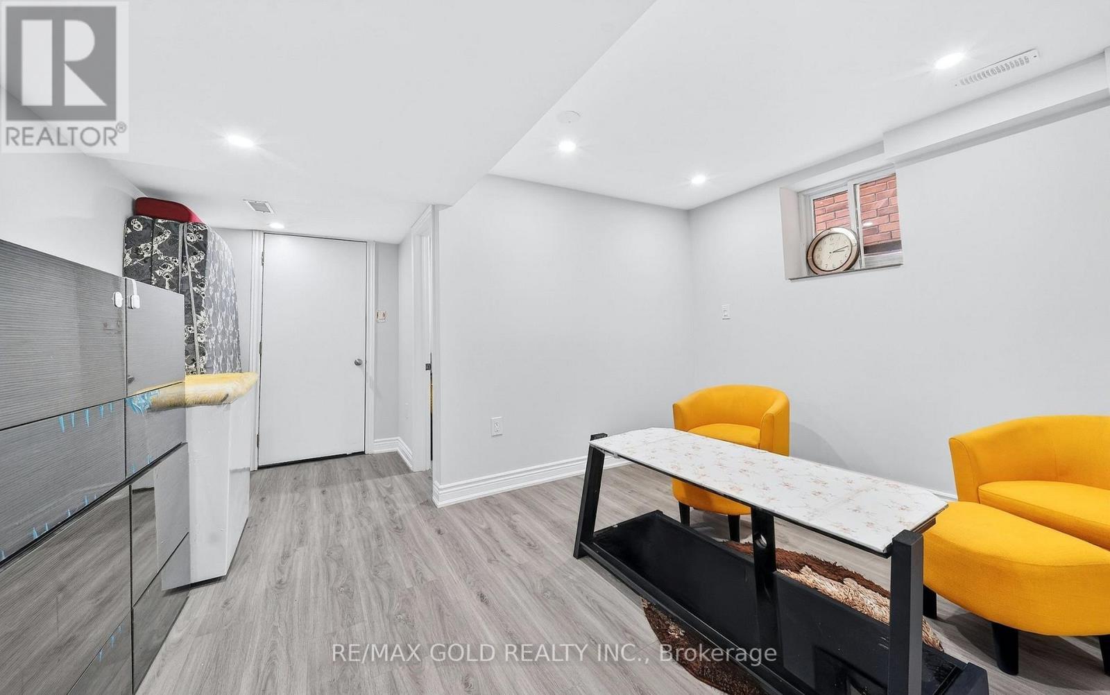 161 SHEPHARD AVENUE - 42
