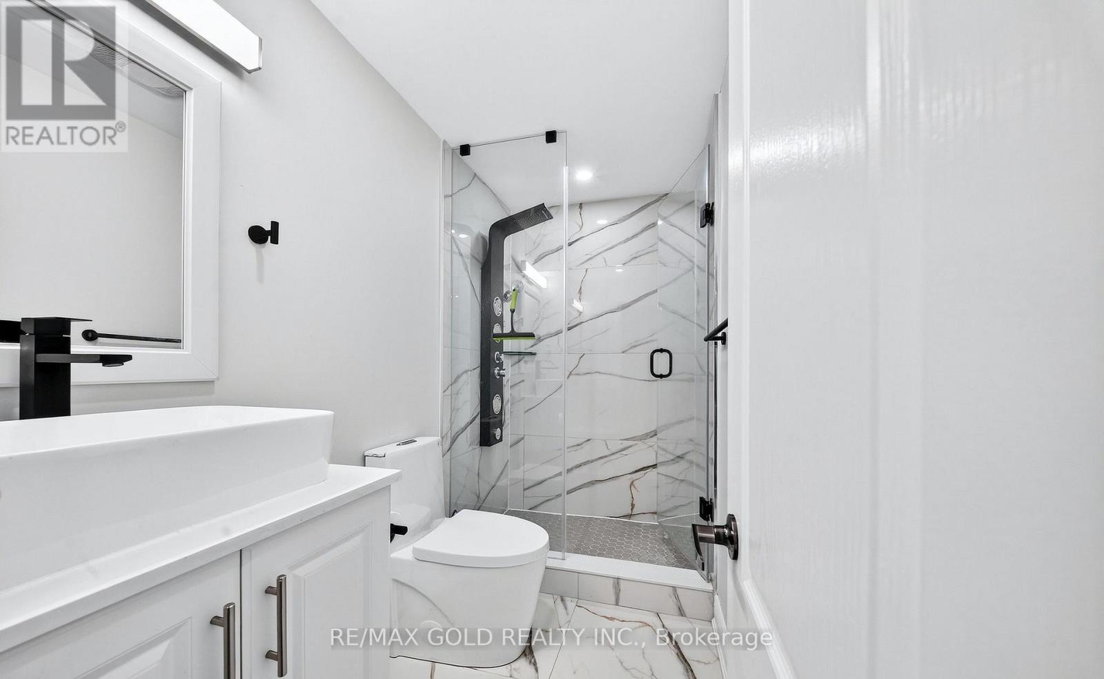 161 SHEPHARD AVENUE - 43