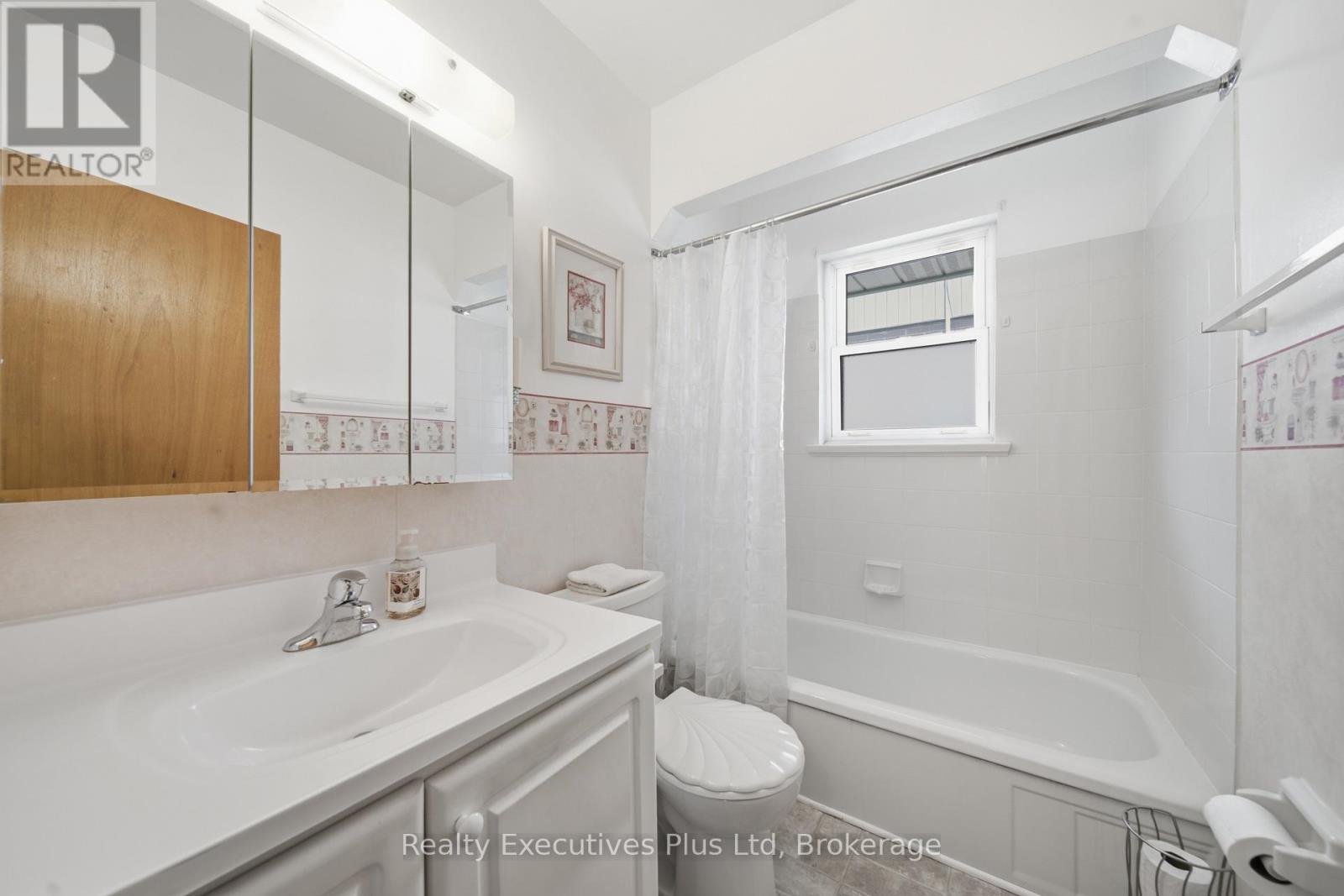 82 CASSINO AVENUE - 17