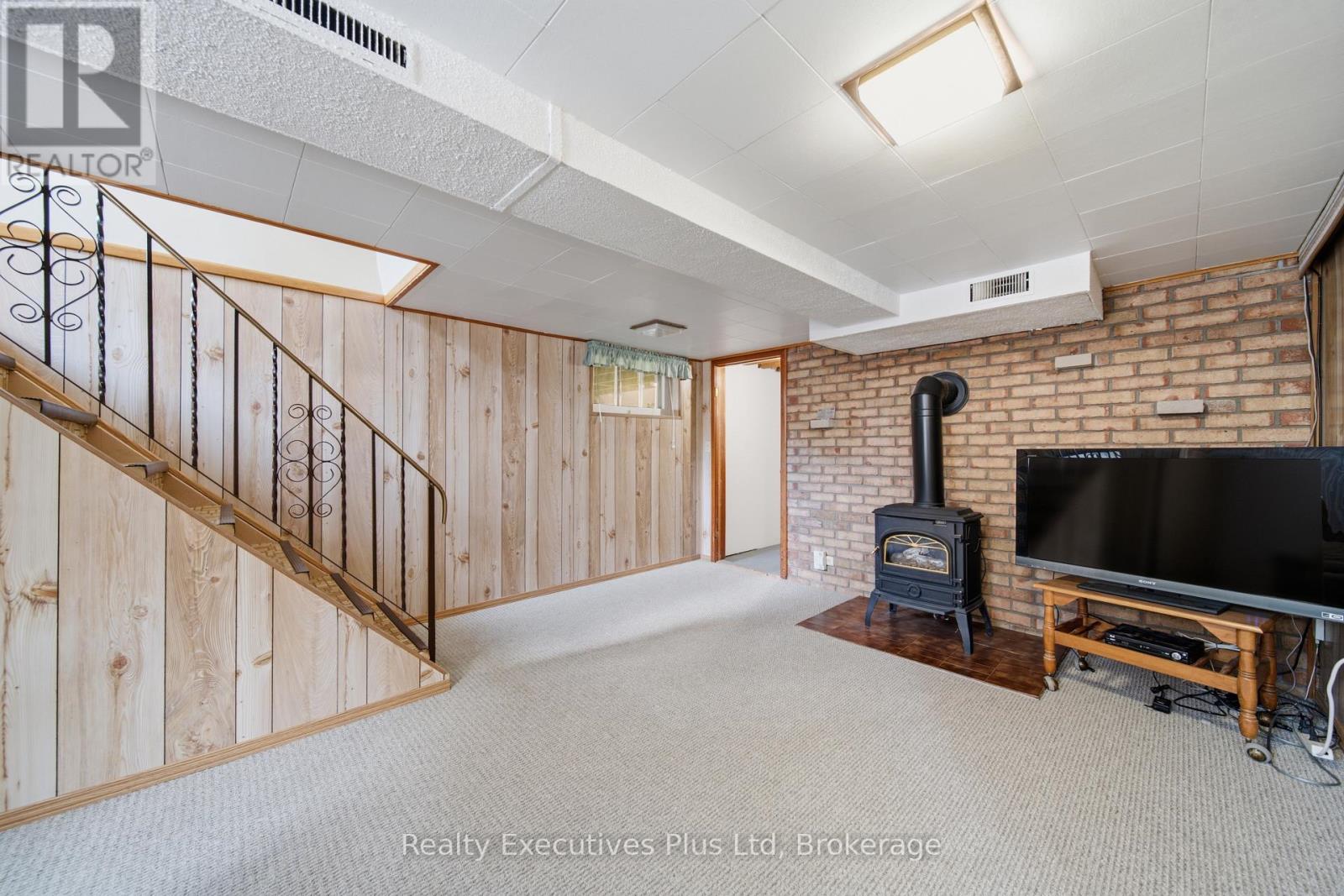 82 CASSINO AVENUE - 22