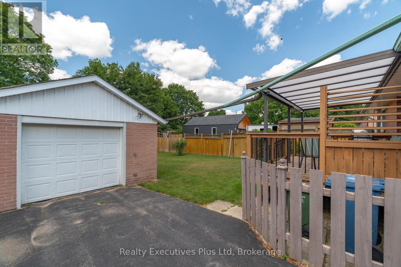 82 CASSINO AVENUE - 33