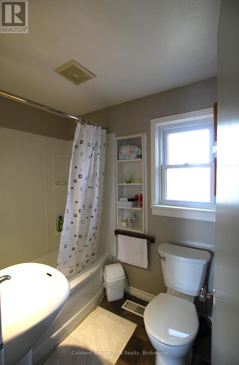 383 WELLINGTON STREET E - 13
