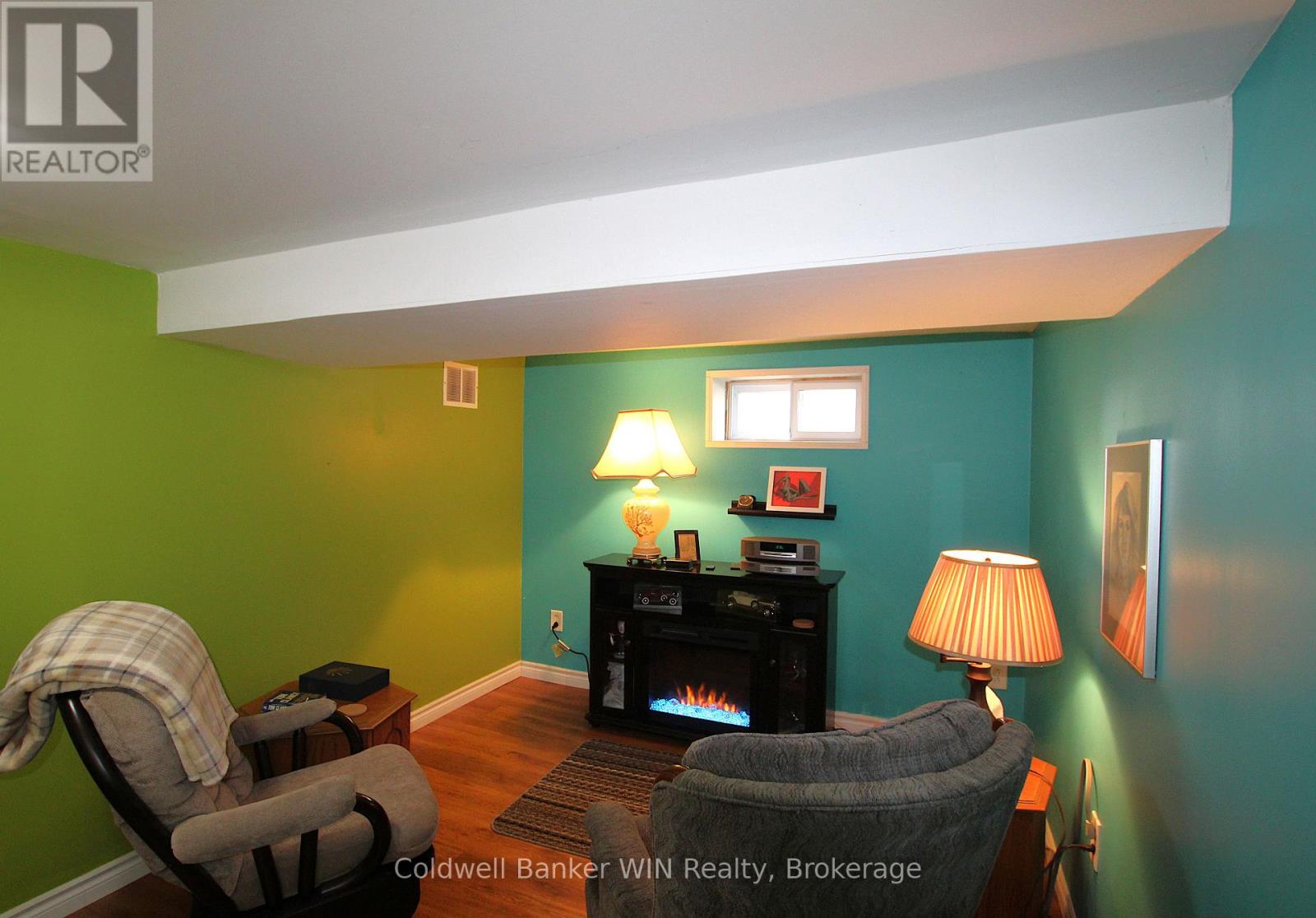383 WELLINGTON STREET E - 18