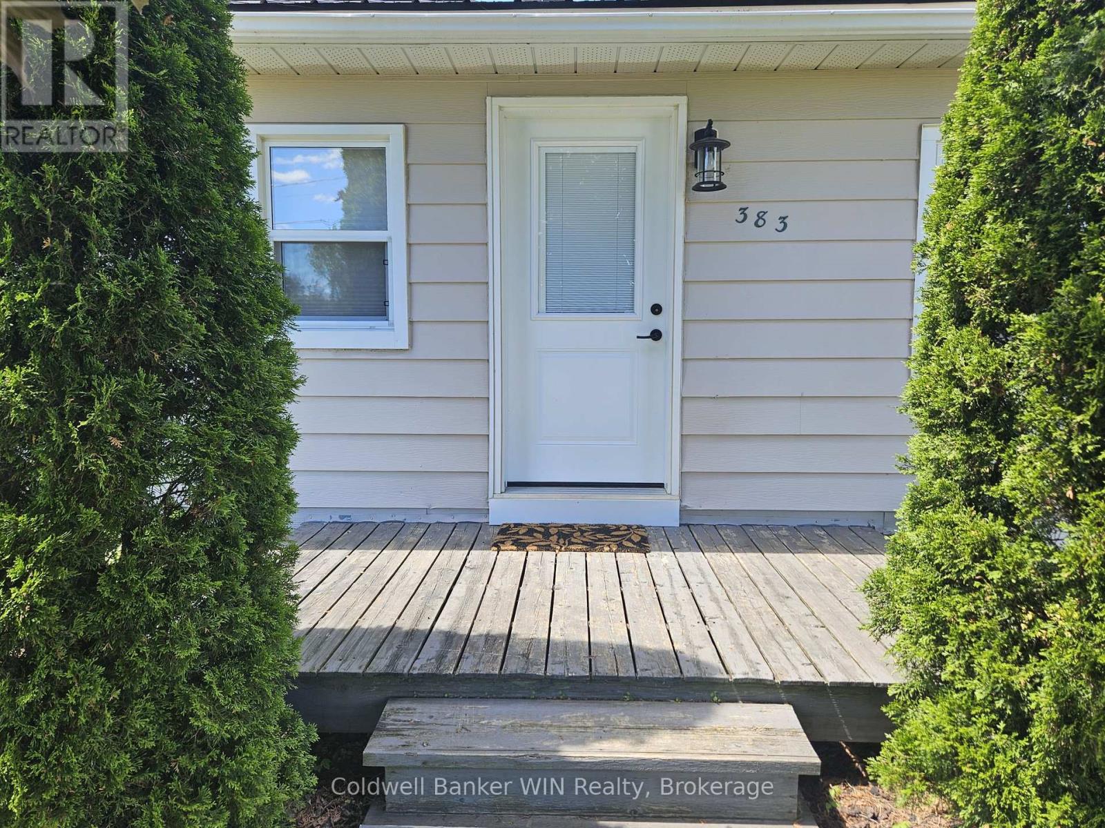 383 WELLINGTON STREET E - 3