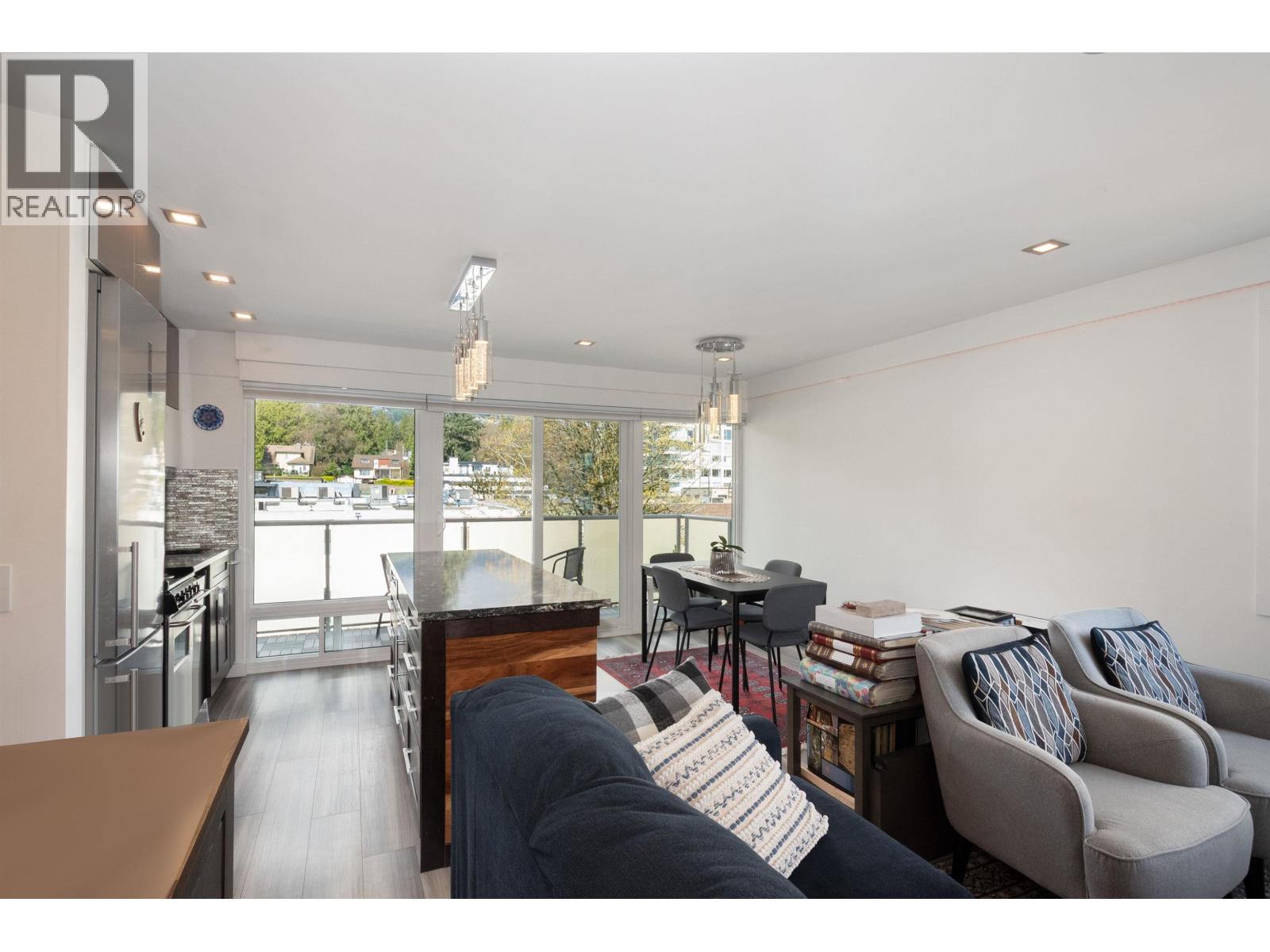 303 1845 BELLEVUE AVENUE, West Vancouver