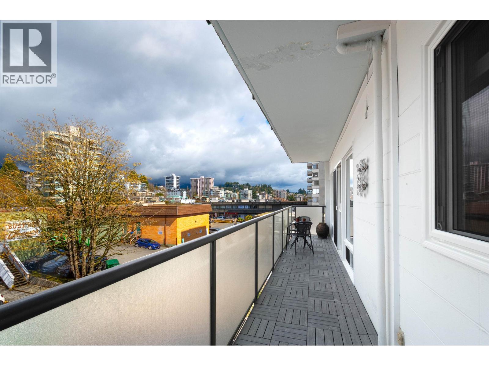 303 1845 BELLEVUE AVENUE, West Vancouver