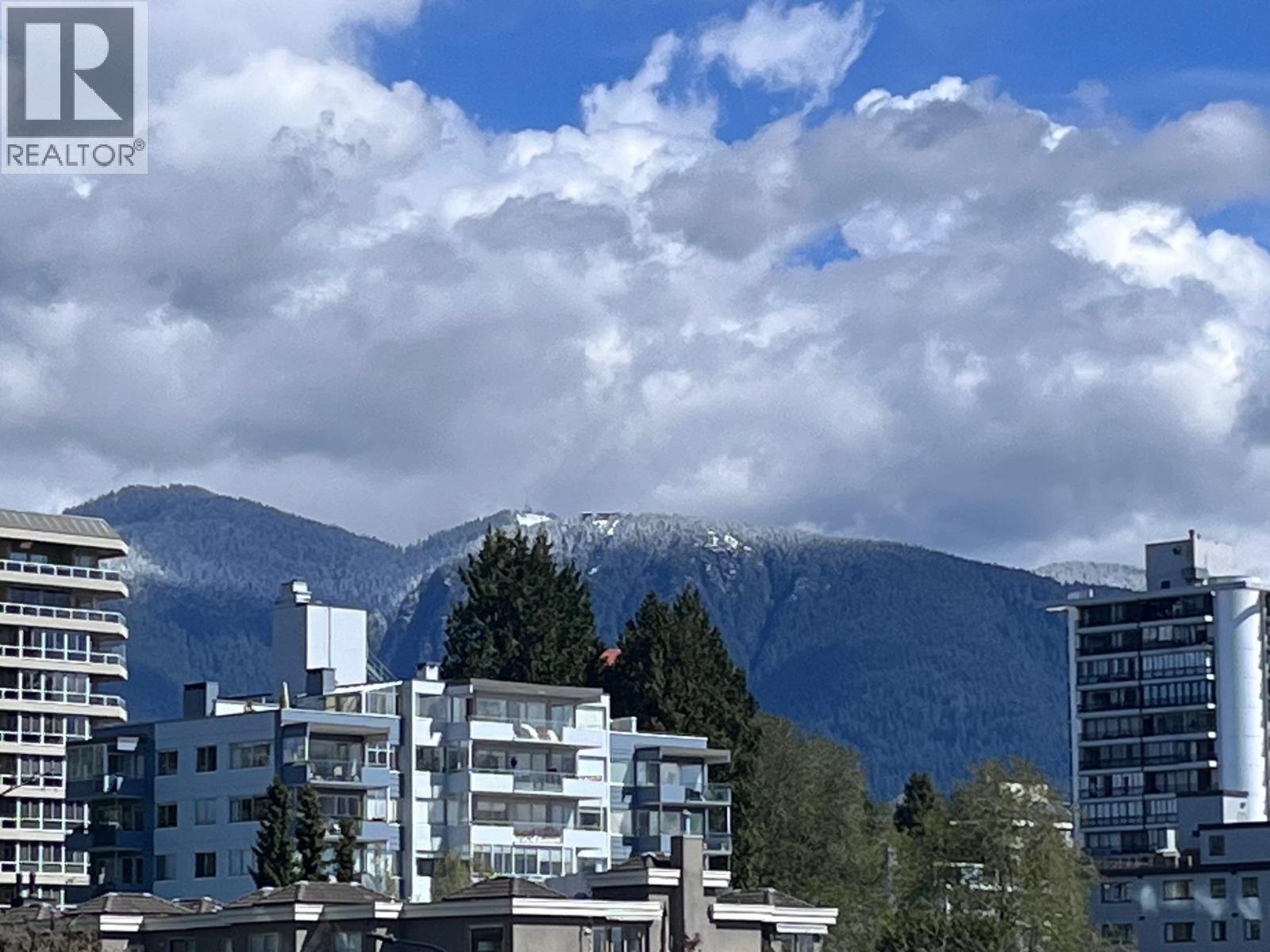 303 1845 BELLEVUE AVENUE, West Vancouver