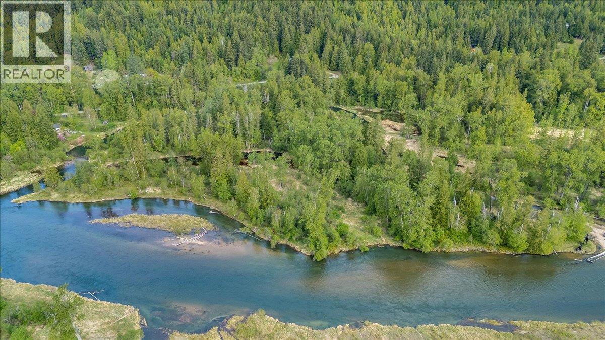 4421 Slocan River Road - 5