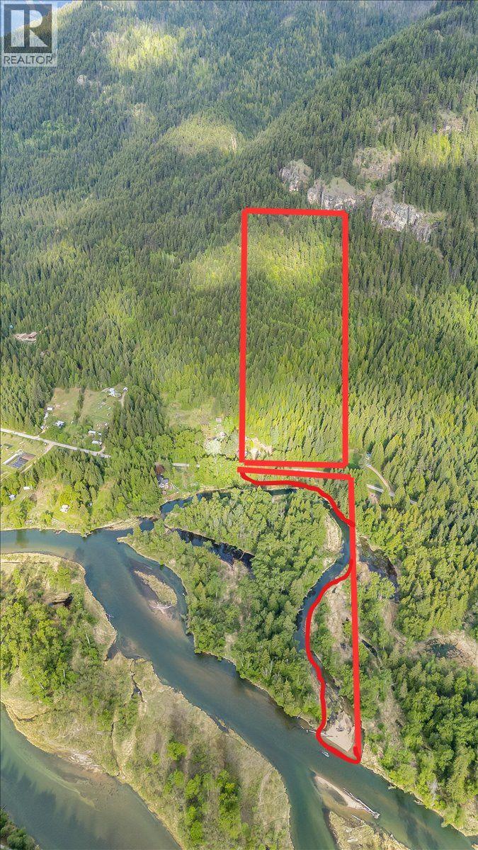 4421 Slocan River Road - 2