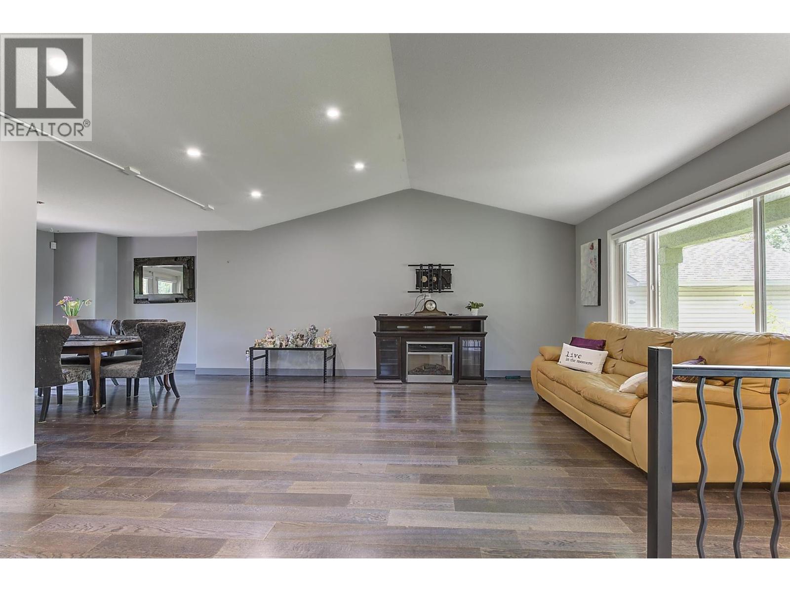 1852 Crossglen Court - 23