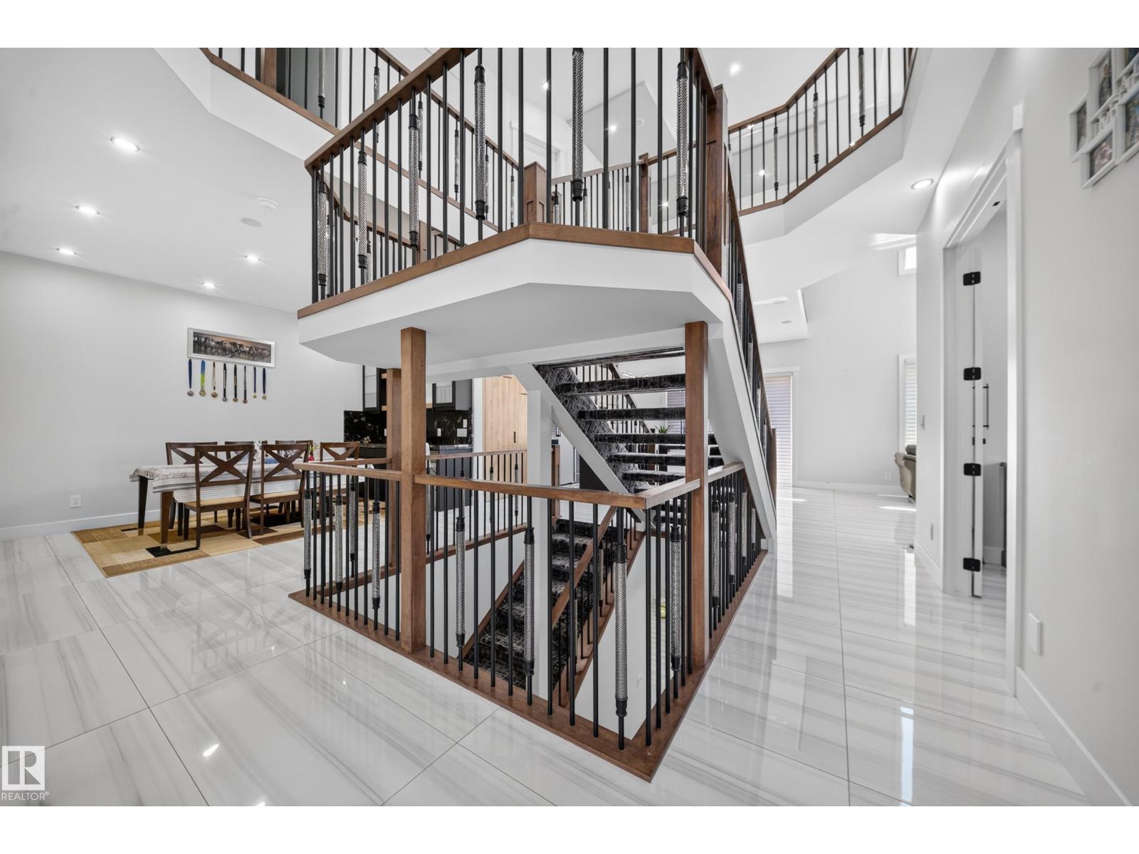 4017 47 AV - Image 9