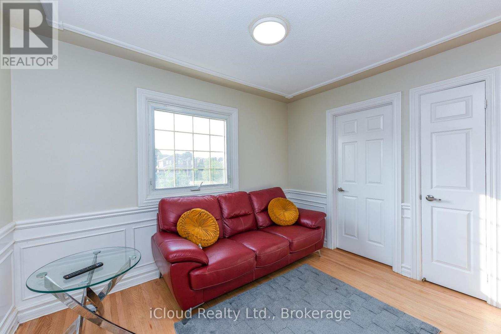 8 ST MARK PLACE - 26