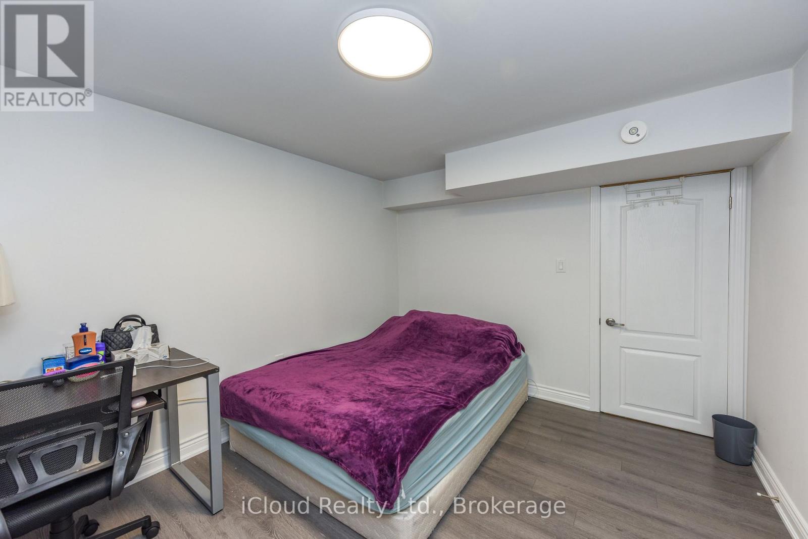 8 ST MARK PLACE - 35