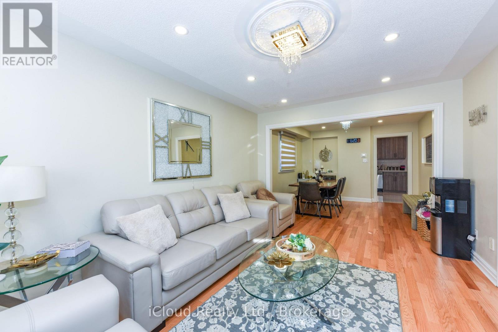 8 ST MARK PLACE - 5