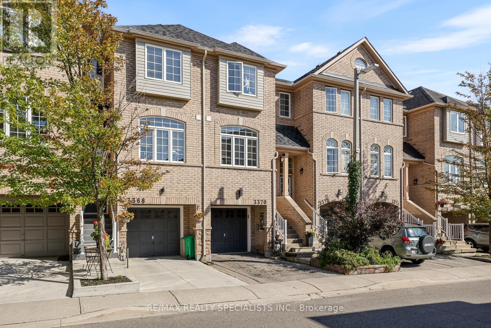3370 REDPATH CIRCLE - 1