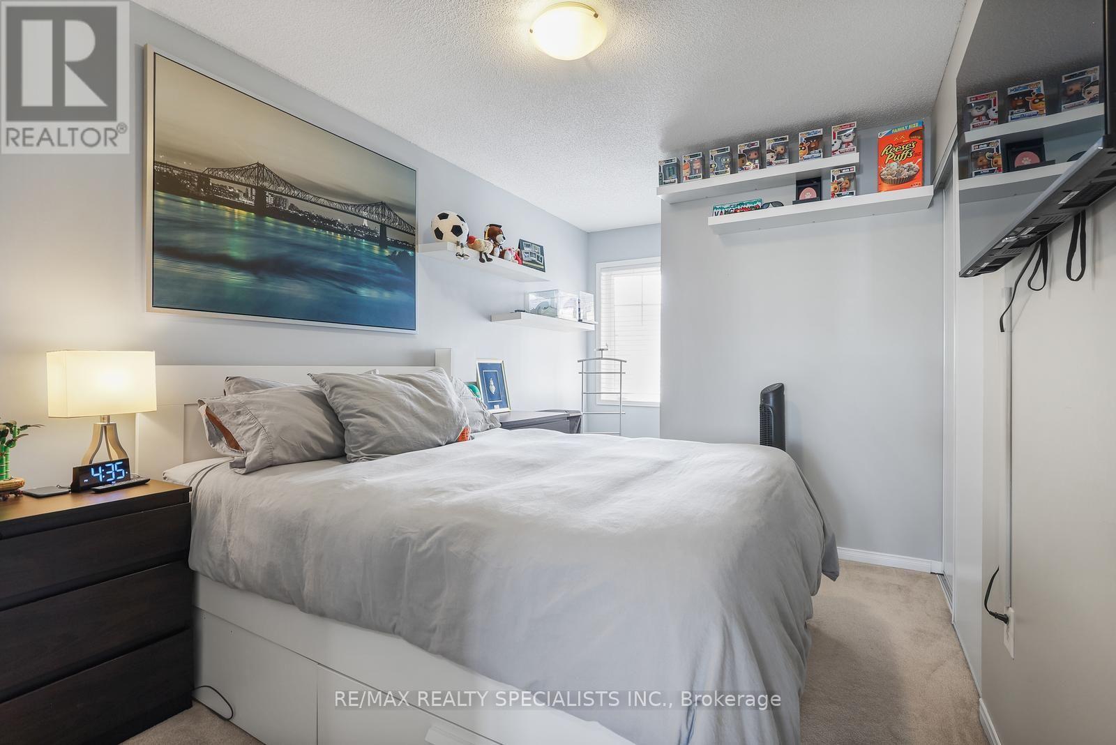 3370 REDPATH CIRCLE - 24