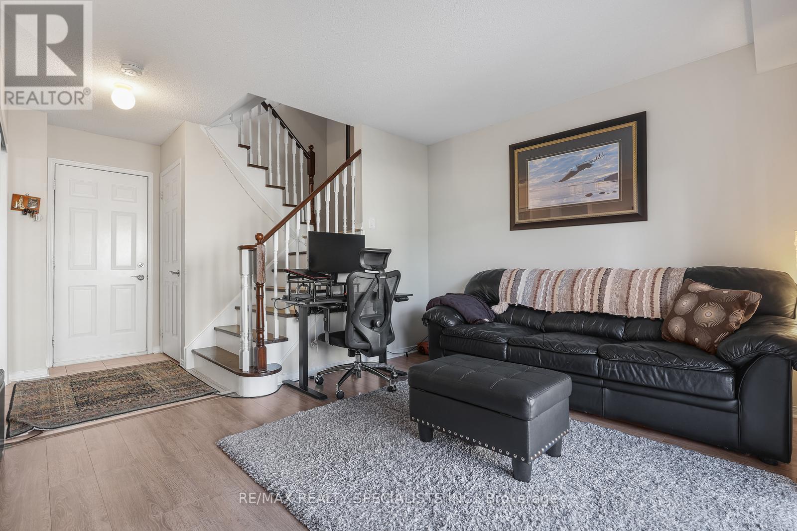 3370 REDPATH CIRCLE - 30