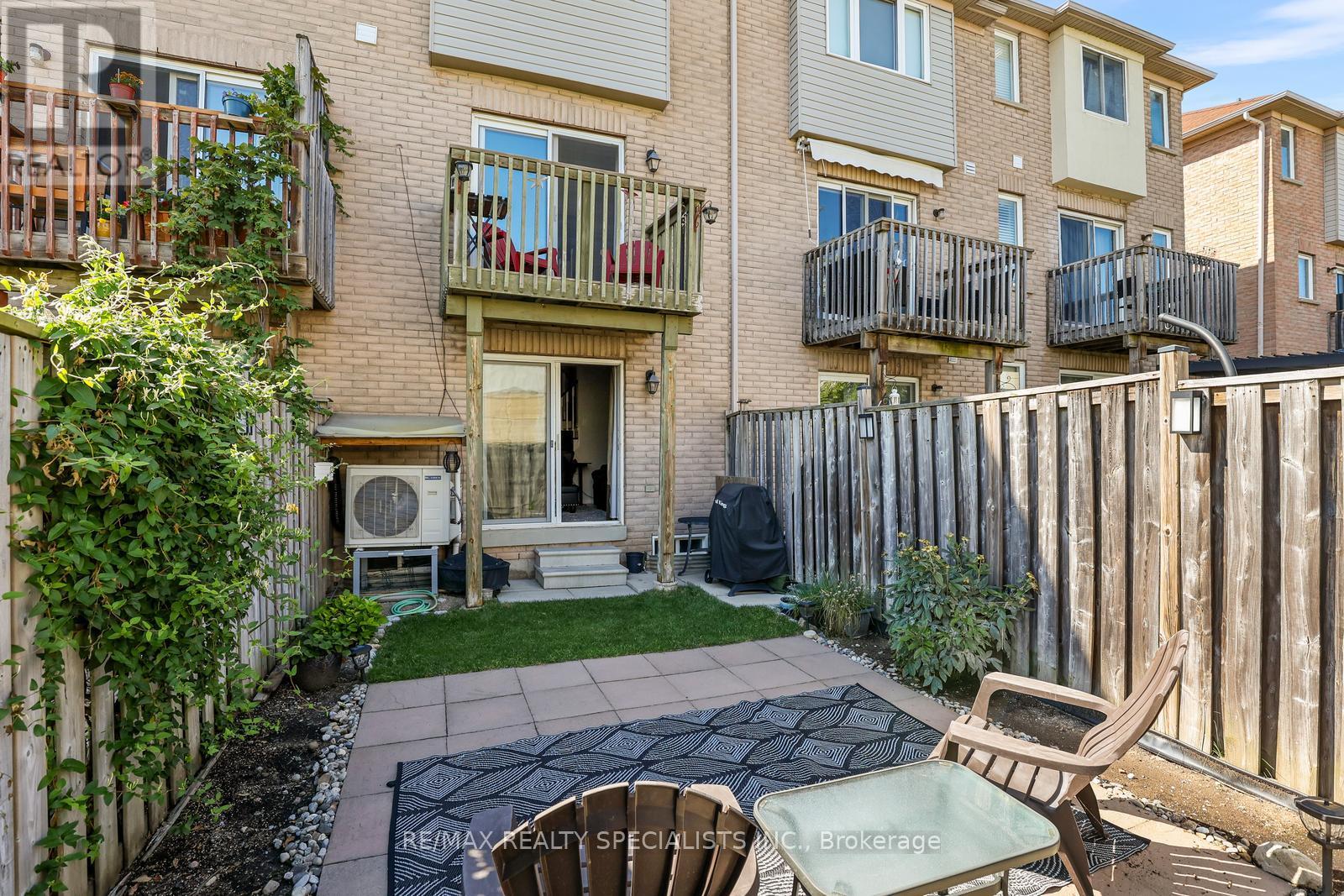 3370 REDPATH CIRCLE - 34