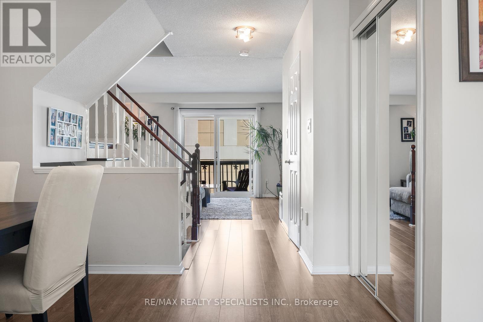 3370 REDPATH CIRCLE - 8