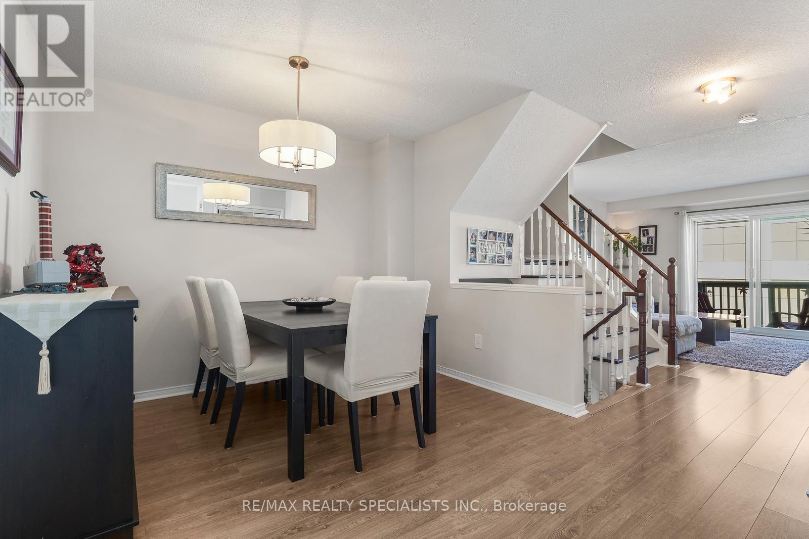 3370 REDPATH CIRCLE - 9
