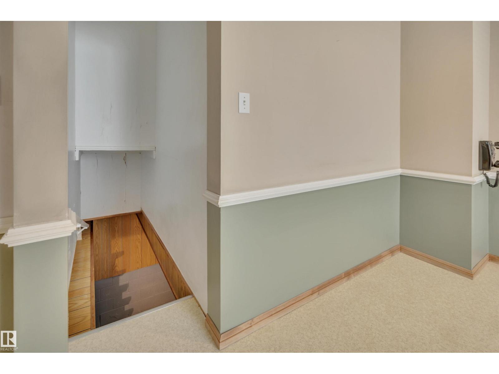 11527 88 ST NW - 26