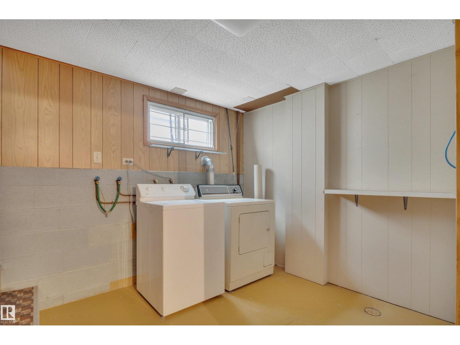 11527 88 ST NW - 28