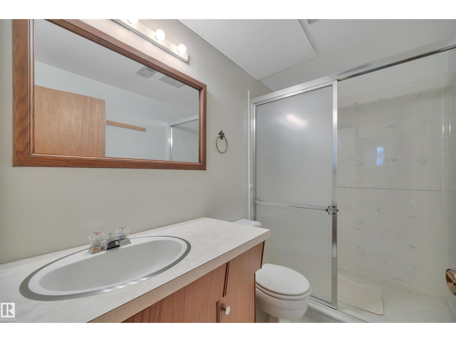 11527 88 ST NW - 35