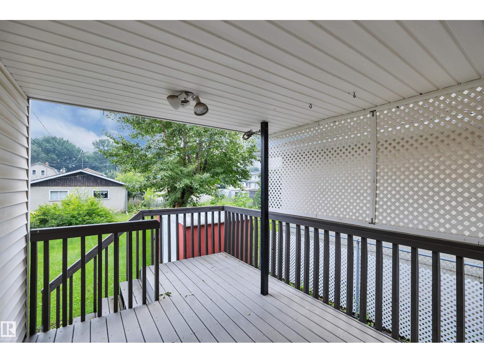 11527 88 ST NW - 41