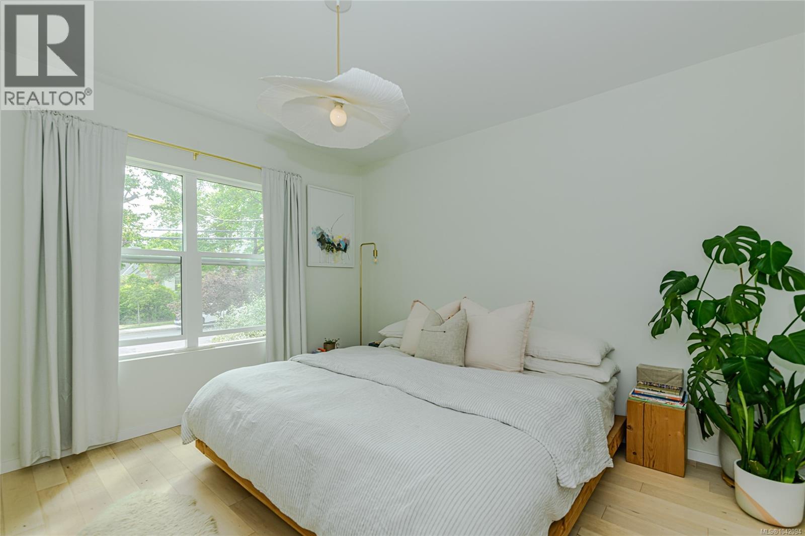 2624 Estevan Ave - 14
