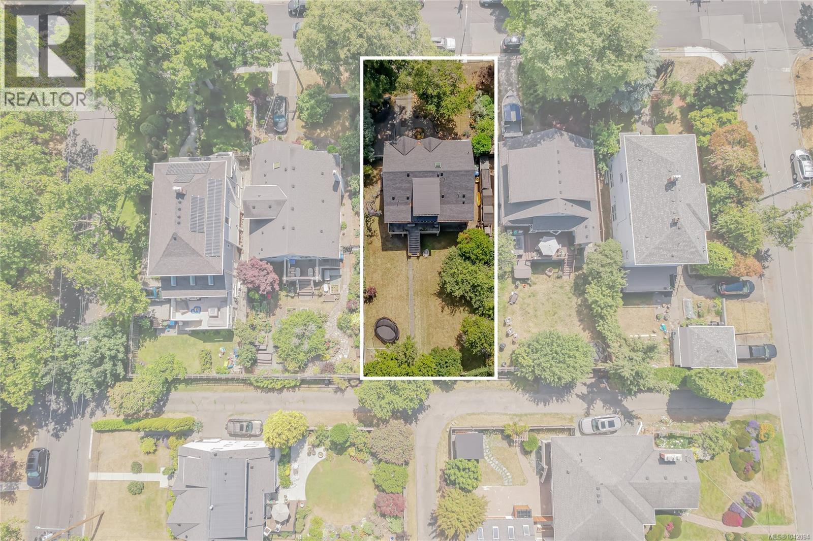 2624 Estevan Ave - 38