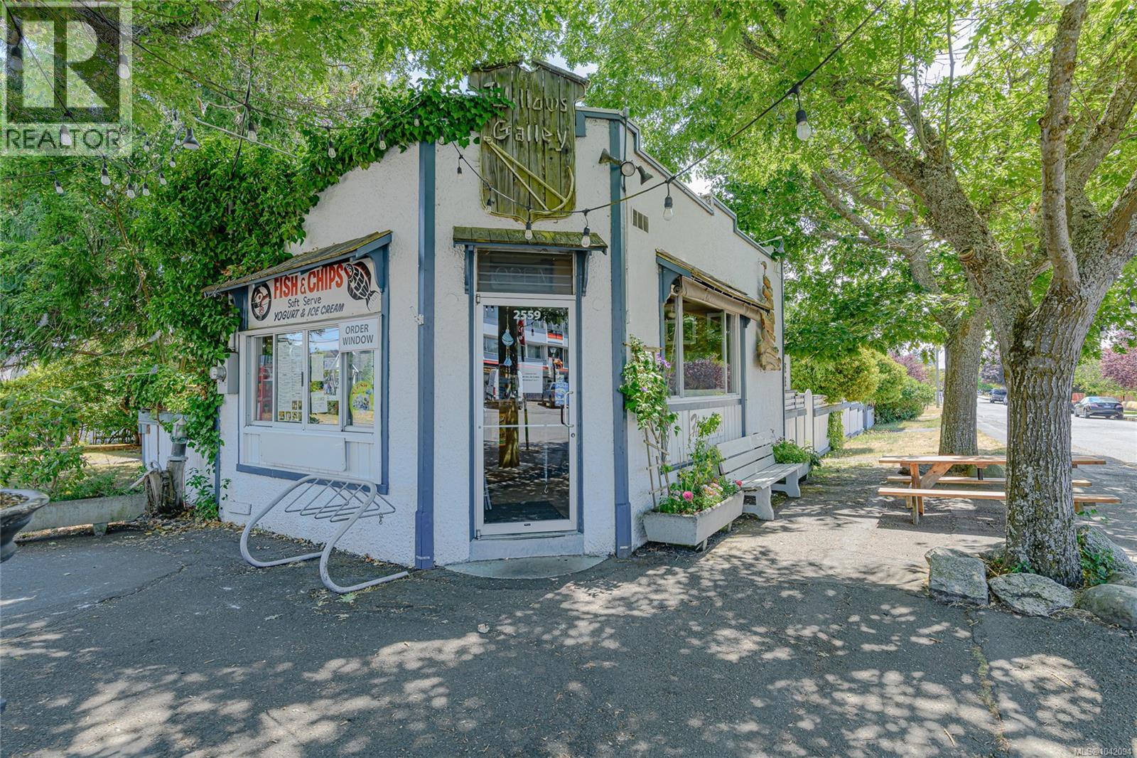 2624 Estevan Ave - 48
