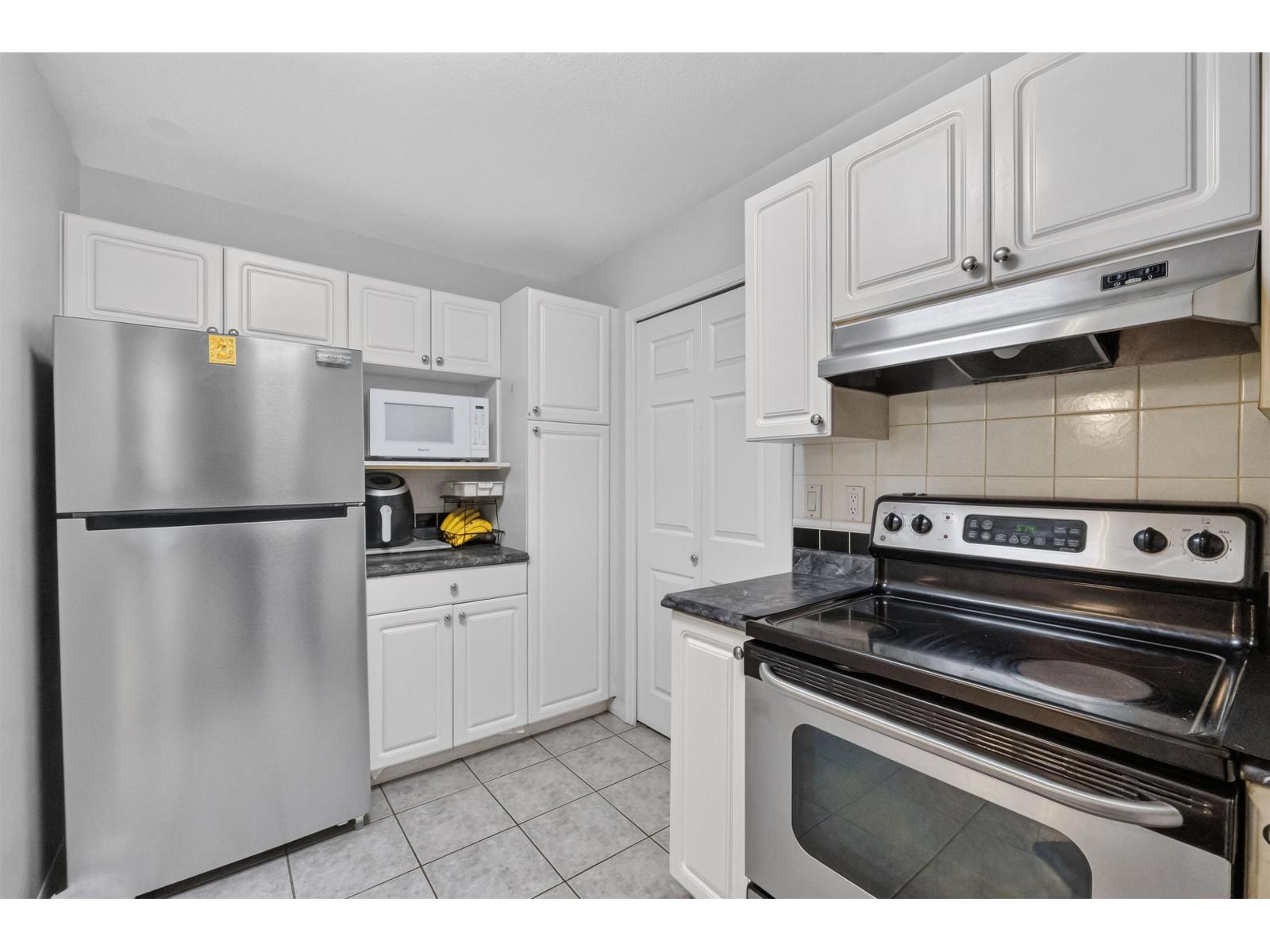 2 Bed, 2 Bath Apartment for Sale in Surrey – 215 7151 121 STREET, Surrey – MLS# R3147546 - Image 12