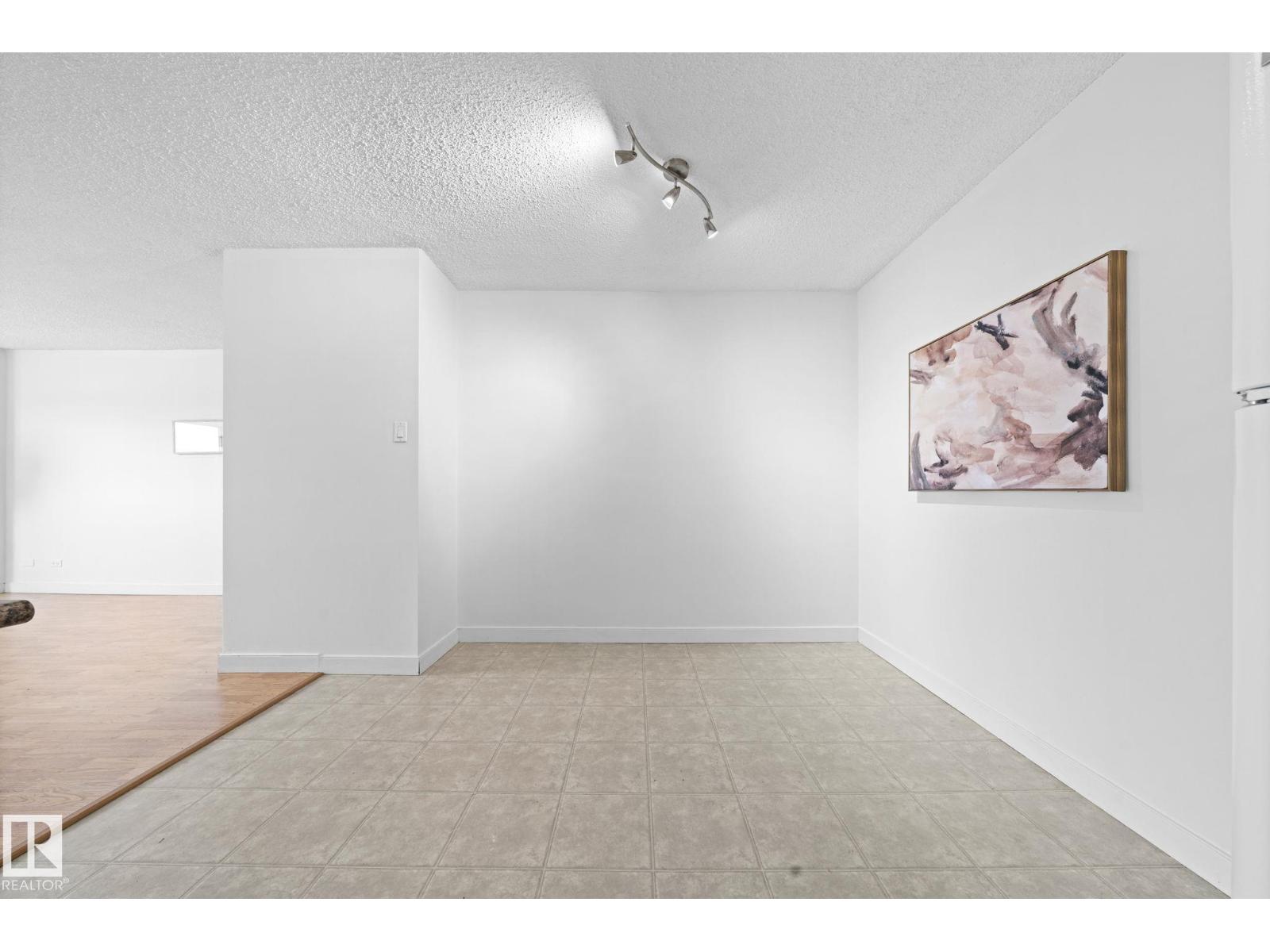 #808 9710 105 ST NW - 22