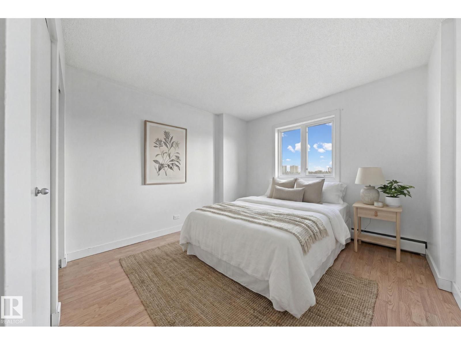 #808 9710 105 ST NW - 28