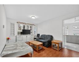 12079 84a Avenue, Surrey, BC V3W0S7 Photo 8