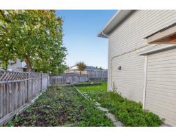 12079 84a Avenue, Surrey, BC V3W0S7 Photo 18