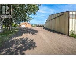 33076 Township Road 243, Rural Rocky View County, AB T3Z2M6 Photo 42