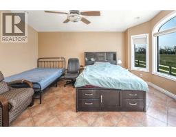 4pc Bathroom - 33076 Township Road 243, Rural Rocky View County, AB T3Z2M6 Photo 14