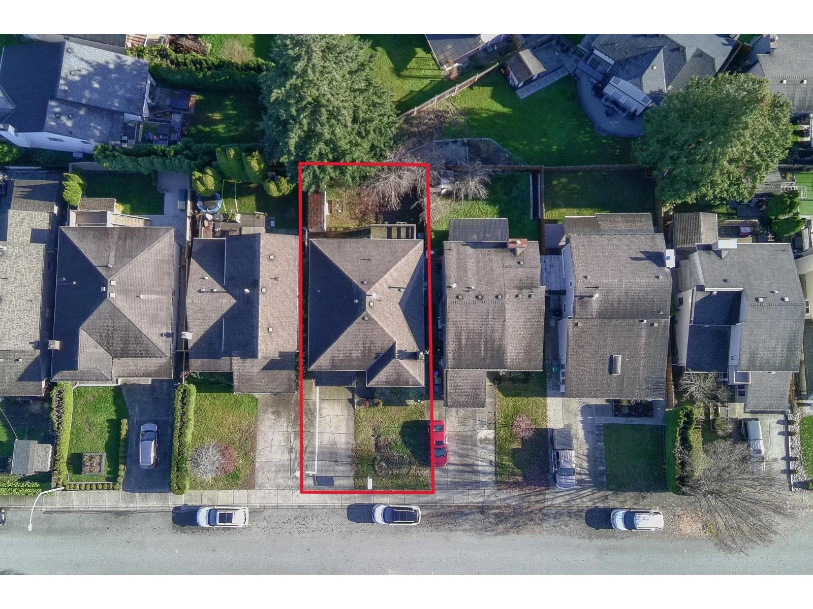 6 Bed, 3 Bath House for Sale in Langley – 2418 WAYBURNE CRESCENT, Langley – MLS# R3149709 - Image 27