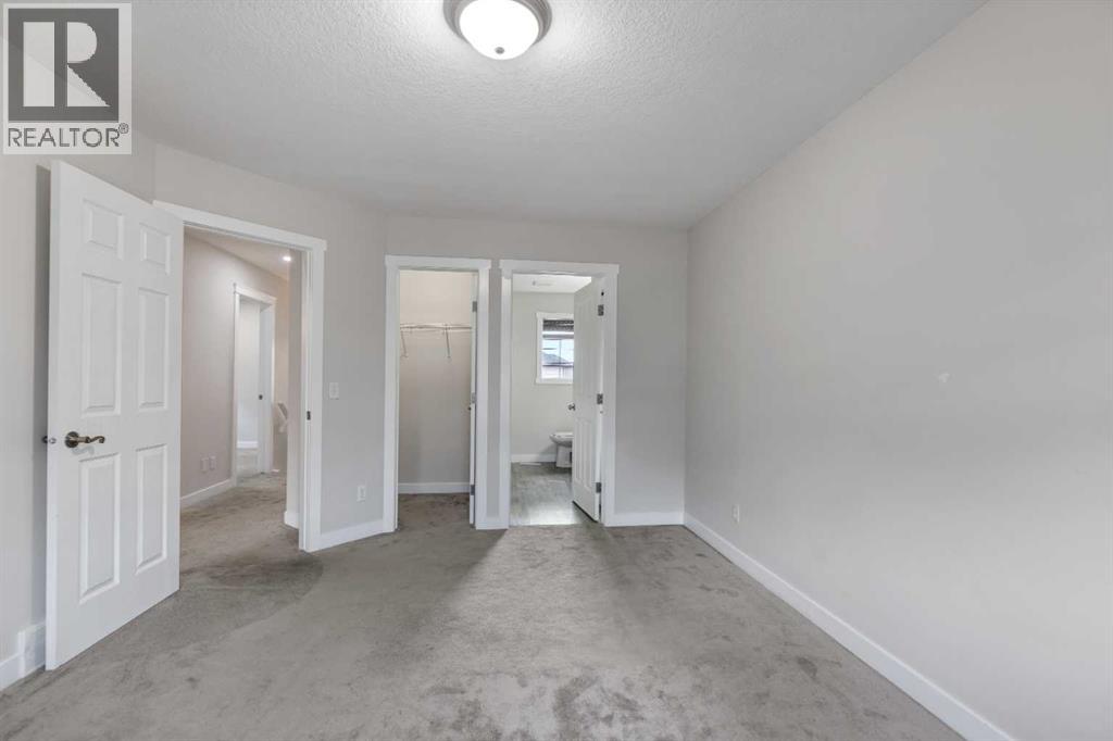 124 Saddlecrest Boulevard NE - 18