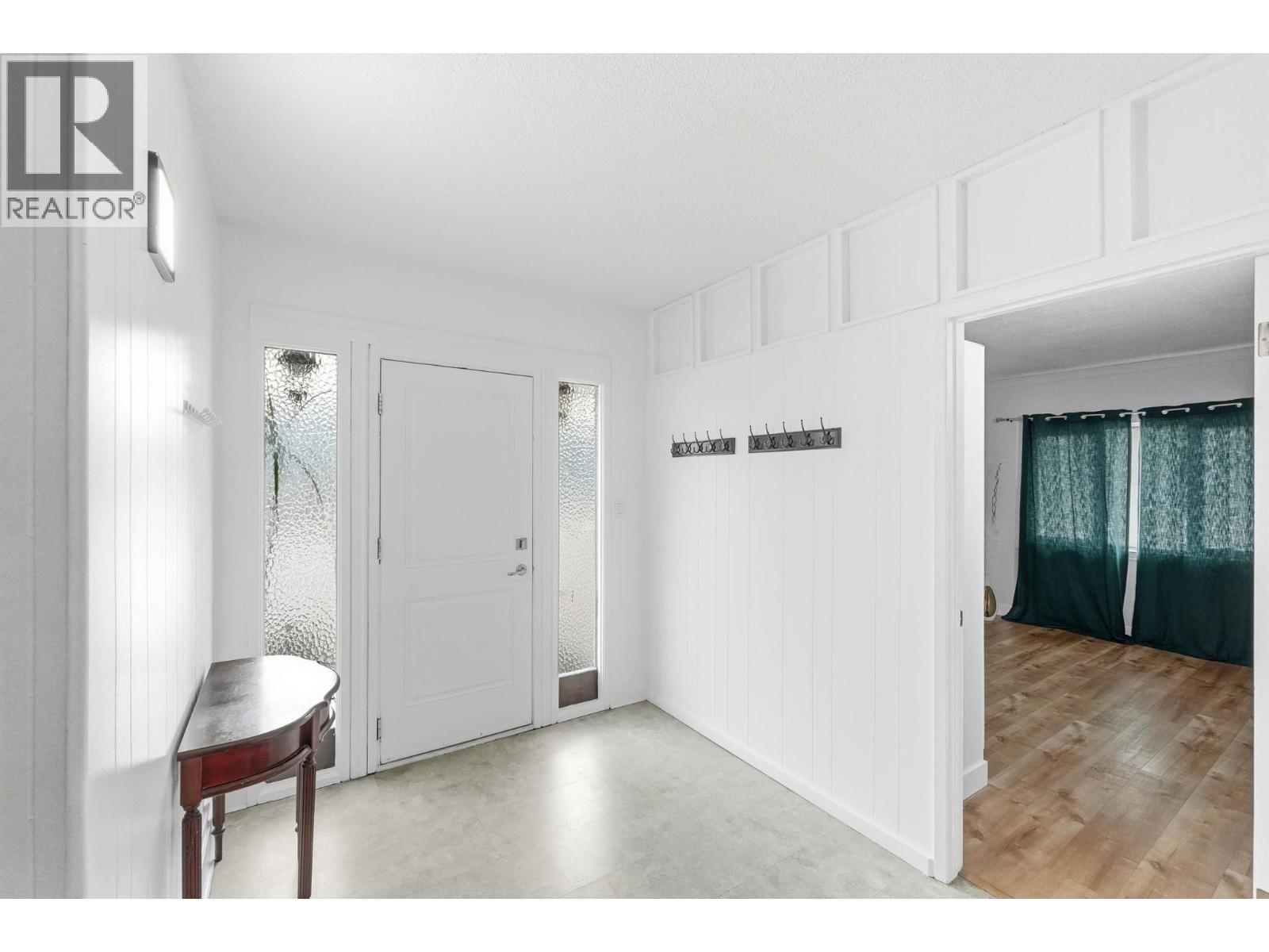 694 McClure Road - 20