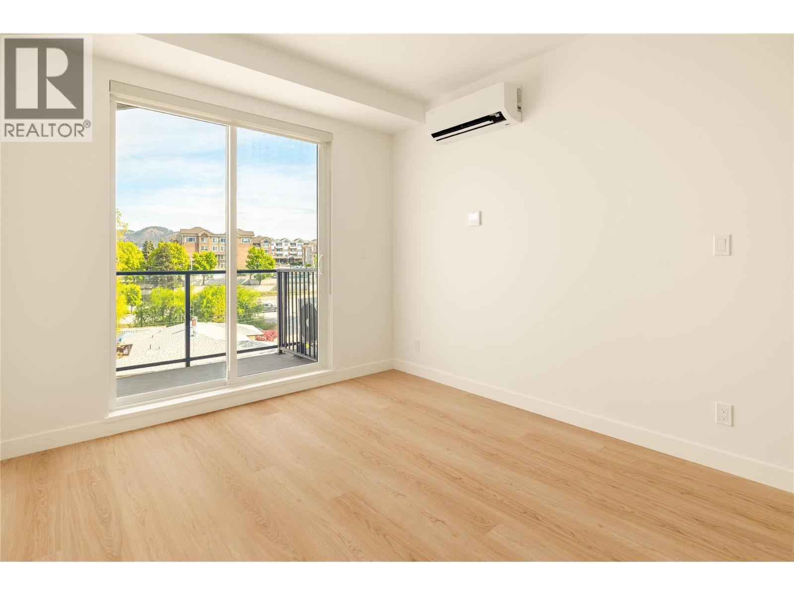 #415 1380 Pridham Avenue - 2
