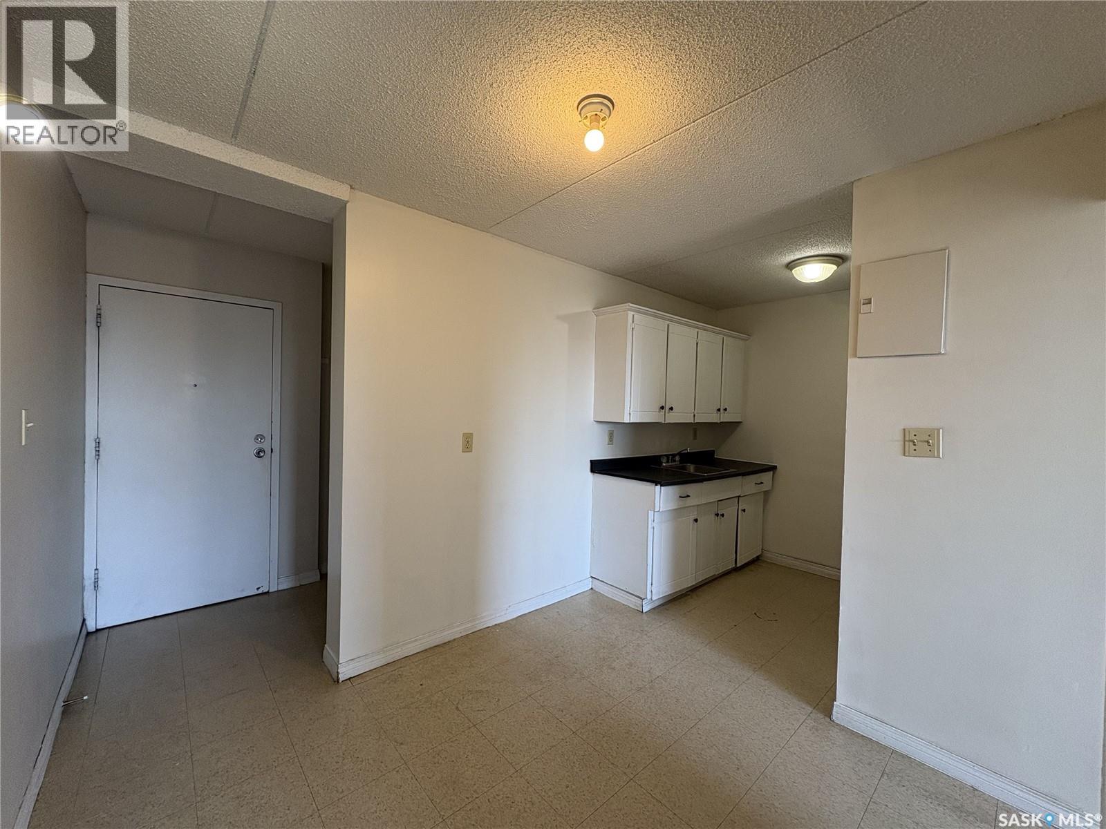 #401 590 Laurier STREET - Image 5