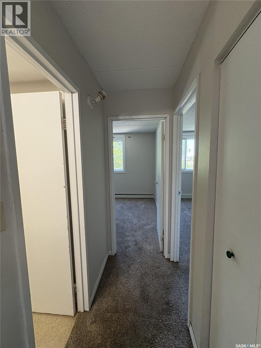 #401 590 Laurier STREET - Image 8