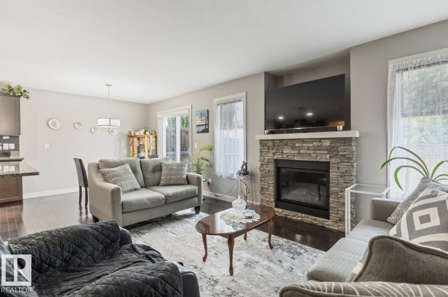 173 SUNTERRA WY - Image 14