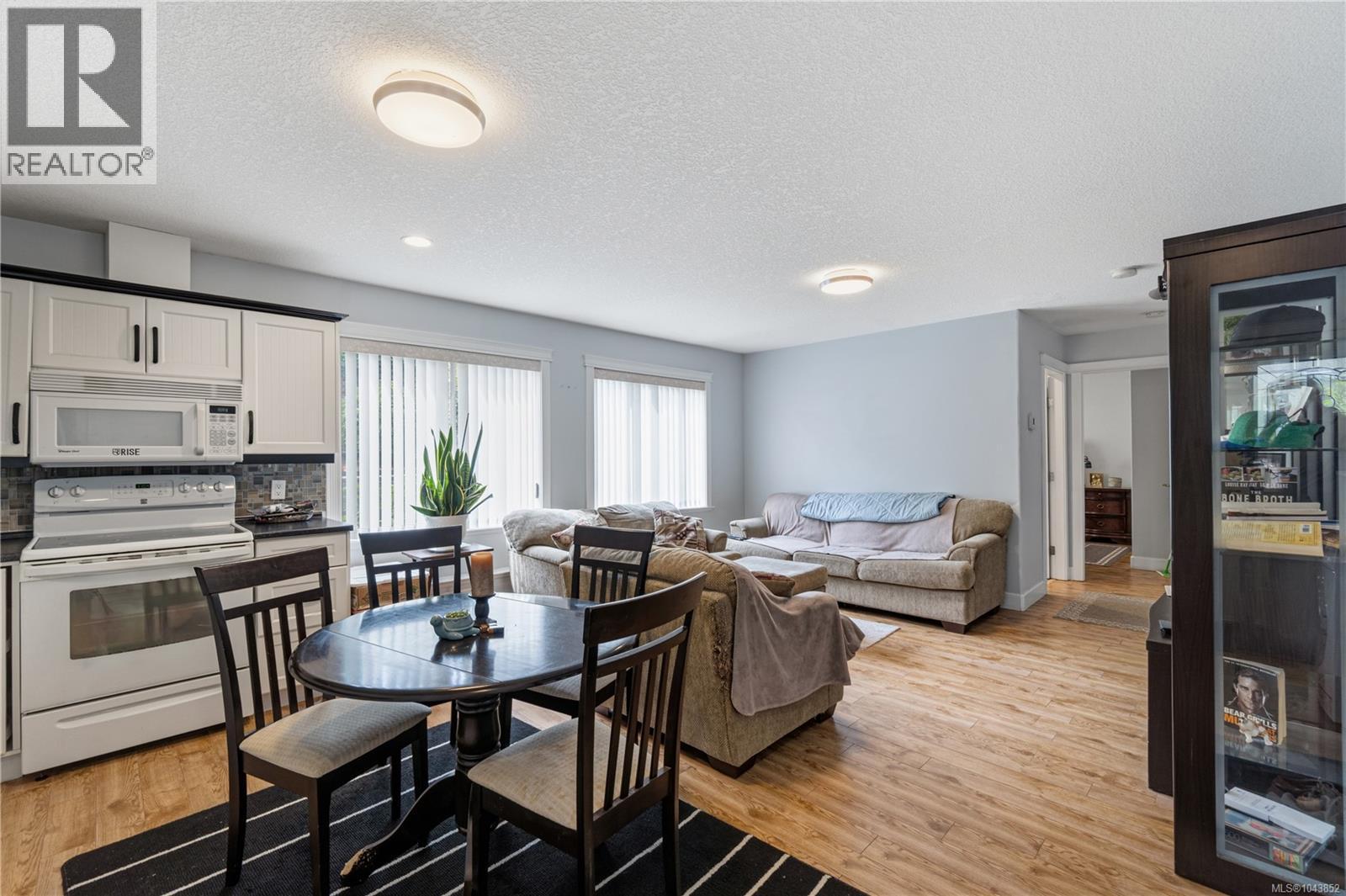 5961 Waldbank Rd - 43