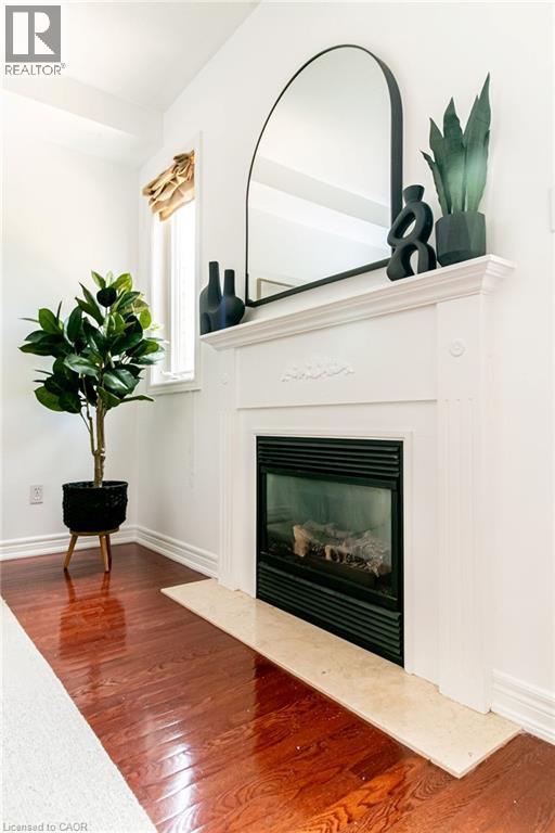 58 PEACHWOOD Crescent - 16