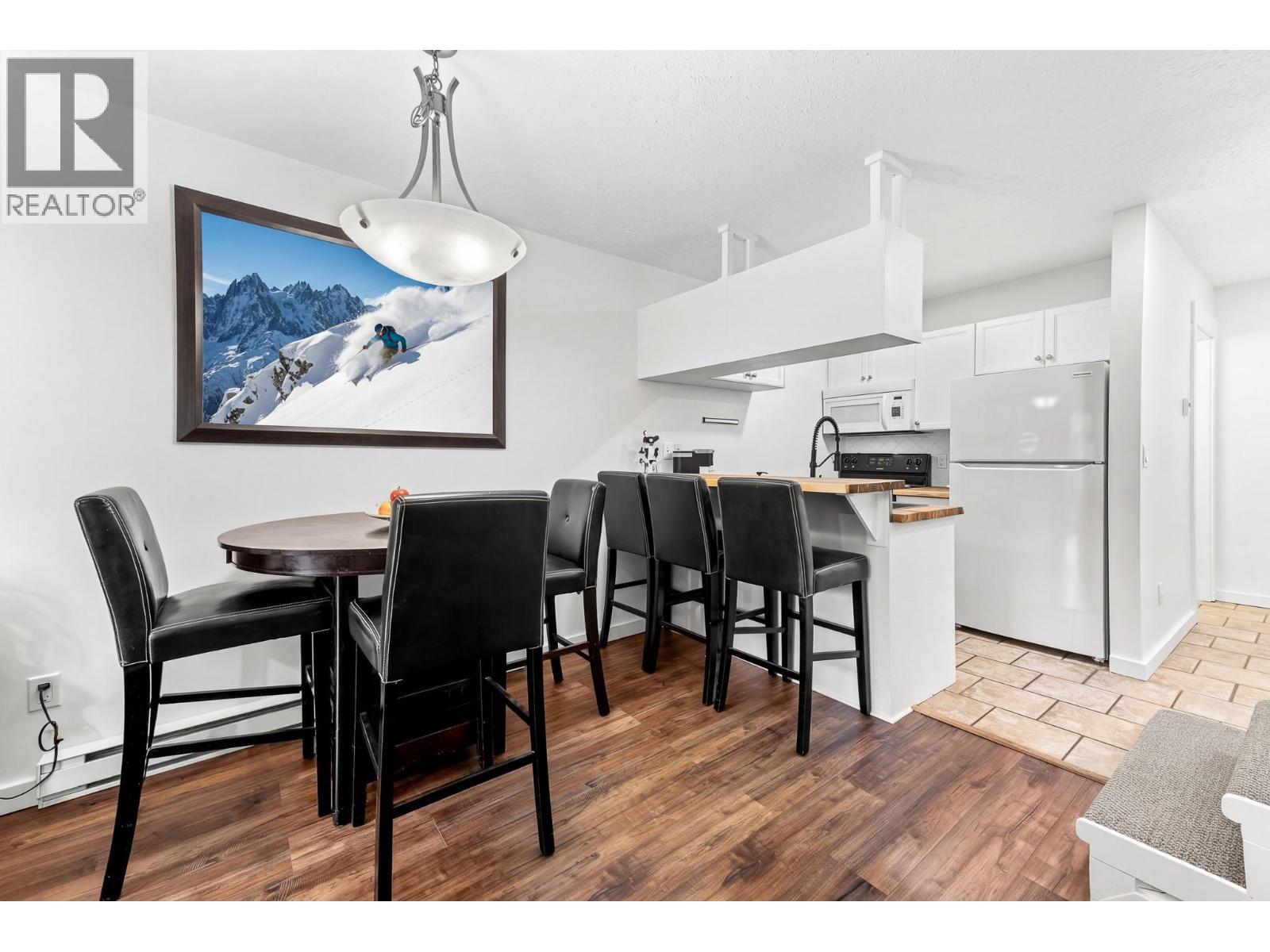 #202A 32 Rivermount Place - 4