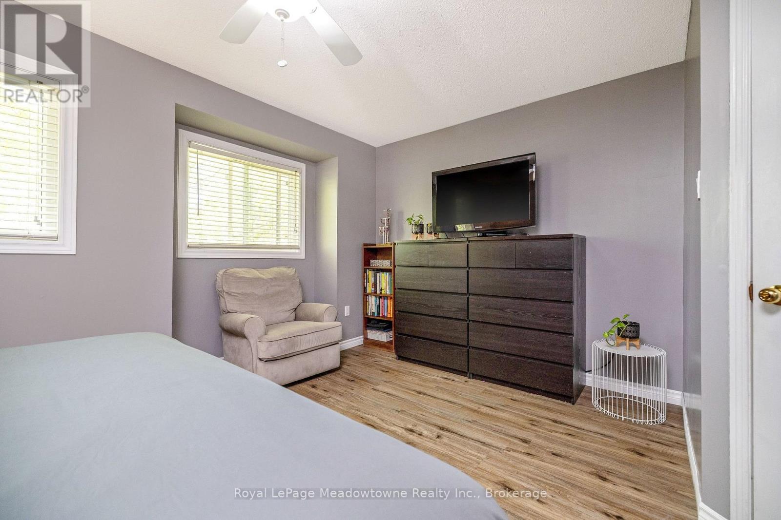 #40 2960 HEADON FOREST DRIVE - 19